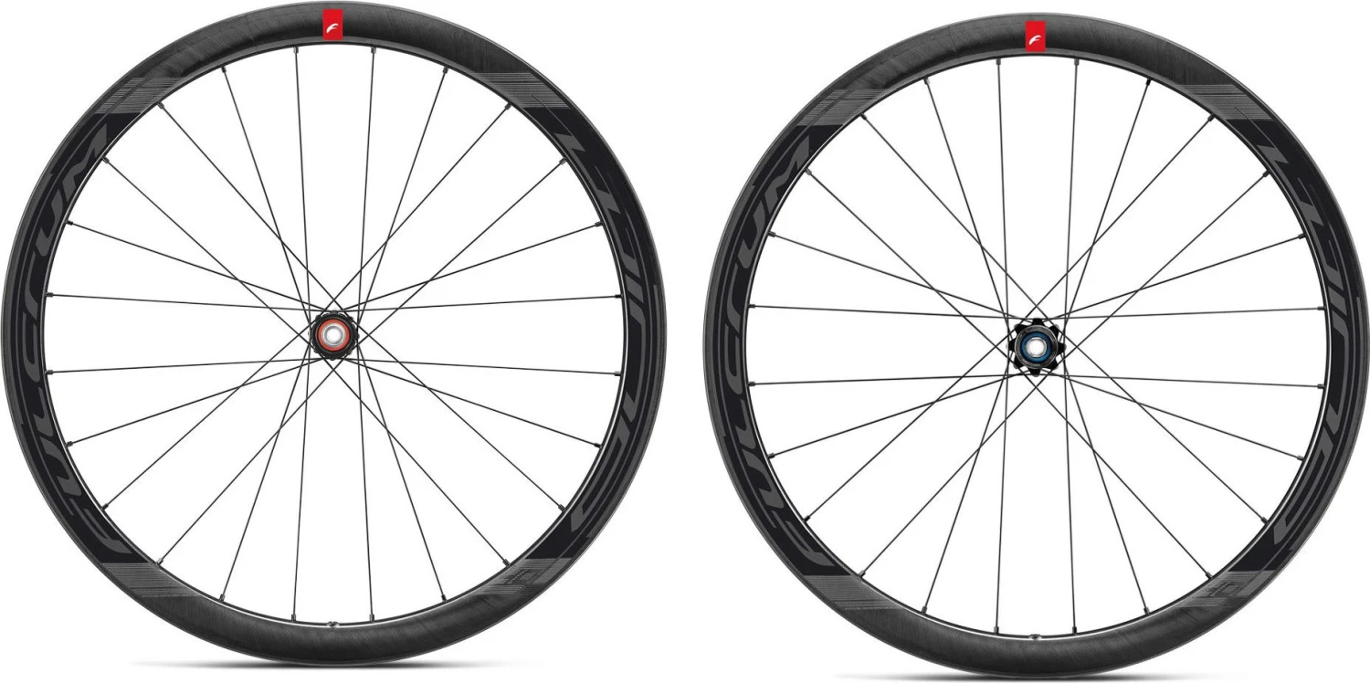 Pair Of Fulcrum Wind 40 Carbon Disc Wheels | 12x100 - 12x142 Mm | Centerlock 1 Pair Of Fulcrum Wind 40 Carbon Disc Wheels | 12x100 - 12x142 Mm | Centerlock