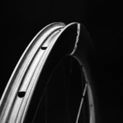 Pair Of Enve Foundation 45mm Disc Tubeless Wheels | 12x100 - 12x142 Mm -Sram Bike Shop 15340785e9043c871fcf3.33793727