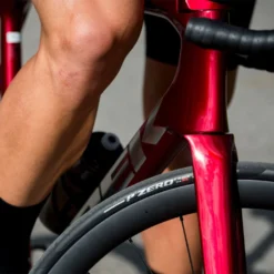 Pirelli P Zero Race TLR SL Road Tire 700 Mm Tubeless Ready Folding TechWALL SmartEVO -Sram Bike Shop 17216525f326bca75cfb2.06162604