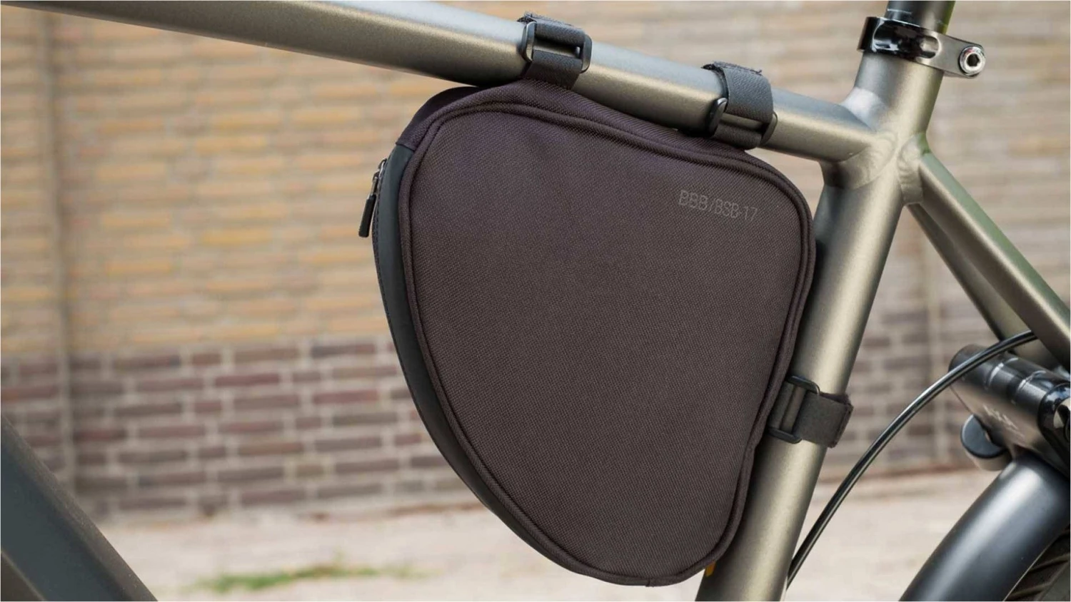 BBB LockPack 0.75L Frame Bag Black 3 BBB LockPack 0.75L Frame Bag Black - Image 3