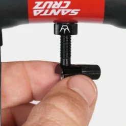 Peaty's X Chris King MK2 Tubeless Valves 42mm Navy -Sram Bike Shop 18210275fc6819f18f121.17113922