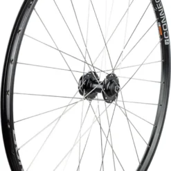 Bontrager Connection Disc 700c I 9x100mm I 6 Hole Front Wheel
