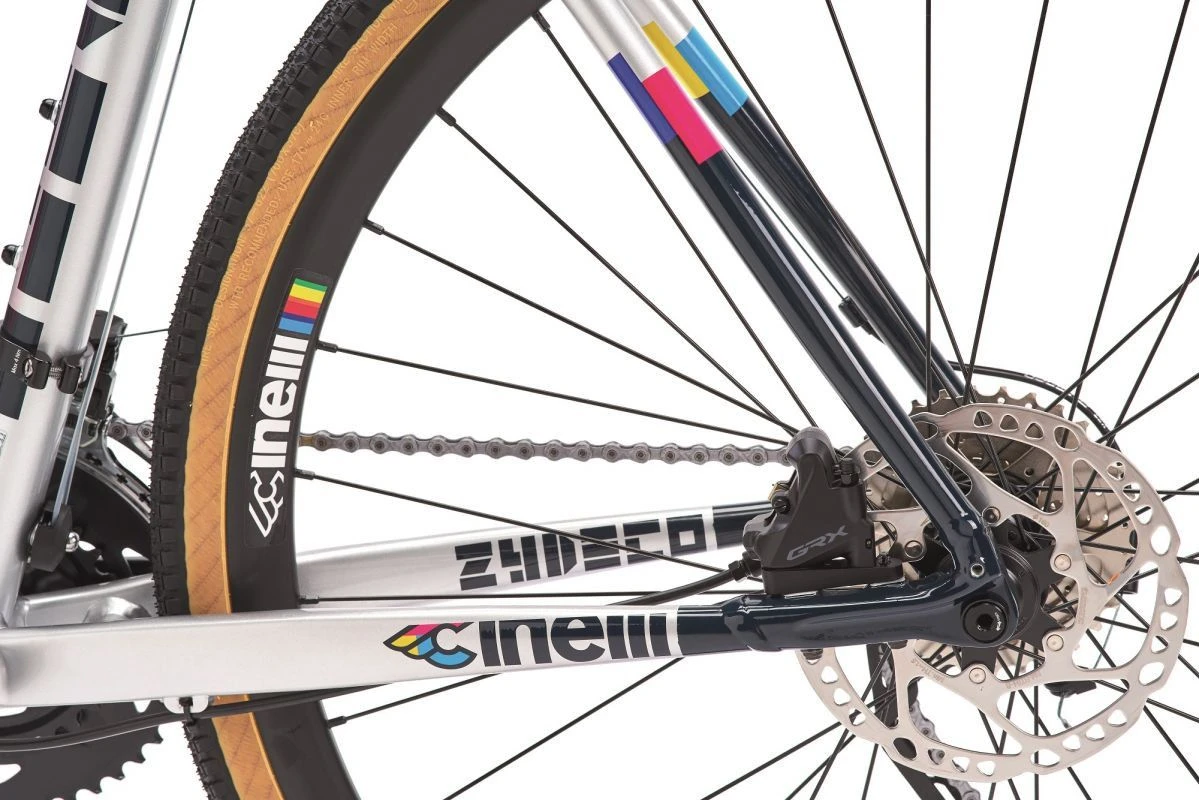 Gravel Bike Cinelli Zydeco 700 Shimano GRX 400 Chasing After Rainbow 2021 5 Gravel Bike Cinelli Zydeco 700 Shimano GRX 400 Chasing After Rainbow 2021 - Image 5