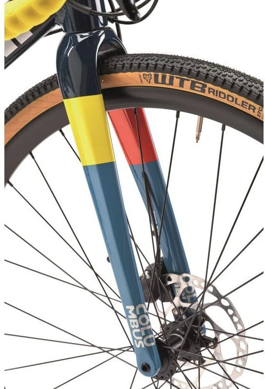 Gravel Bike Cinelli Zydeco 700 Shimano GRX 400 Chasing After Rainbow 2021 6 Gravel Bike Cinelli Zydeco 700 Shimano GRX 400 Chasing After Rainbow 2021 - Image 6