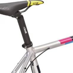 Gravel Bike Cinelli Zydeco 700 Shimano GRX 400 Chasing After Rainbow 2021 13 Gravel Bike Cinelli Zydeco 700 Shimano GRX 400 Chasing After Rainbow 2021 -Sram Bike Shop 1924214602253161124f7.01652172