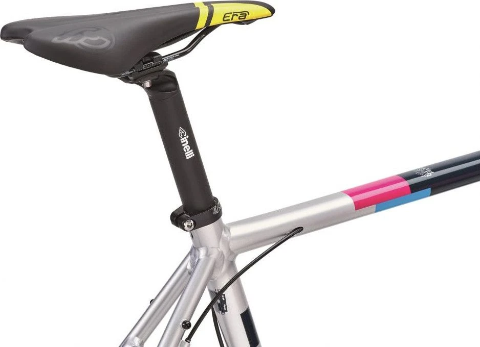 Gravel Bike Cinelli Zydeco 700 Shimano GRX 400 Chasing After Rainbow 2021 7 Gravel Bike Cinelli Zydeco 700 Shimano GRX 400 Chasing After Rainbow 2021 - Image 7