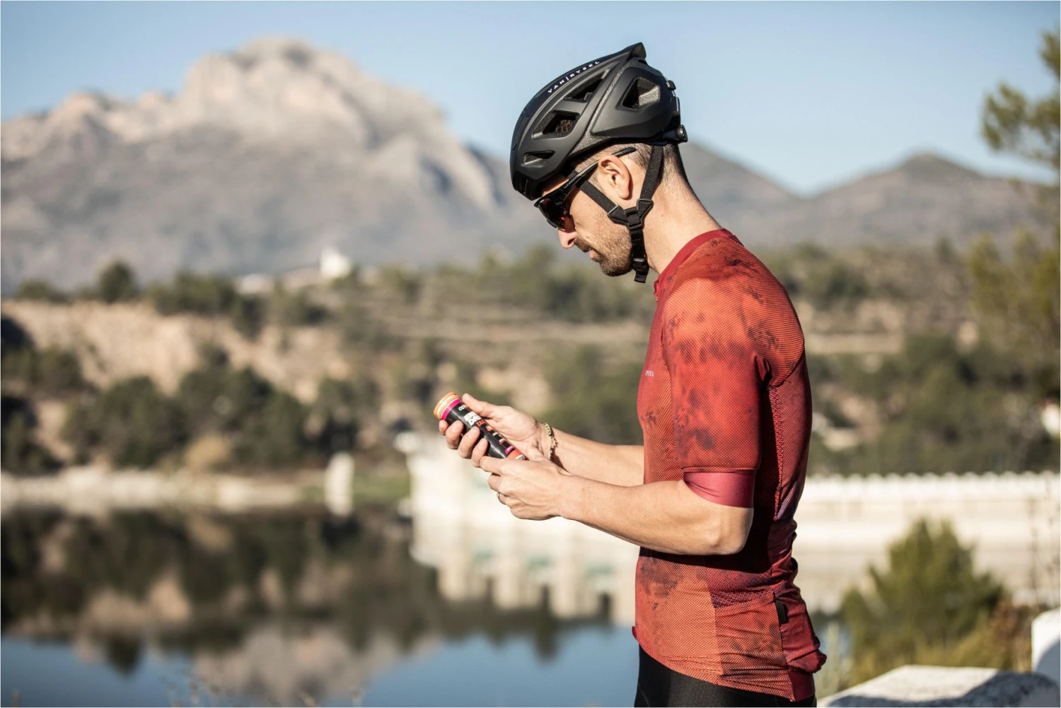 Van Rysel Endurance Racer Short Sleeve Jersey Red 5 Van Rysel Endurance Racer Short Sleeve Jersey Red - Image 5